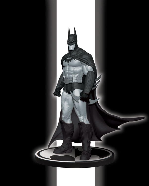 BATMAN BLACK & WHITE STATUE: BATMAN ARKHAM ASYLUM