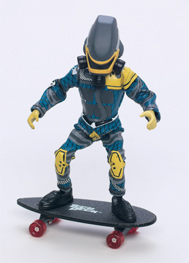 SKUMM Uno action figure