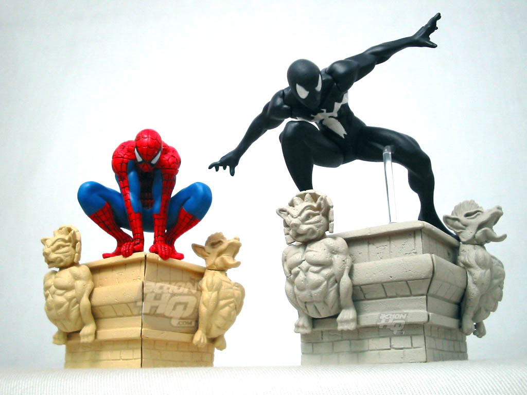 Marvel Spiderman vs X-Men Capsule Figures