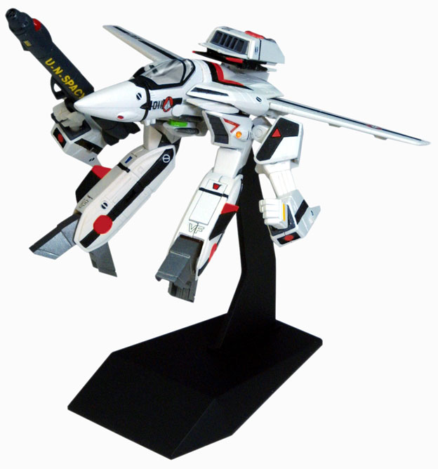 SDCC-Exclusive Macross: Hikaru's VF-1S 1/100 Scale Transformable Action Figure