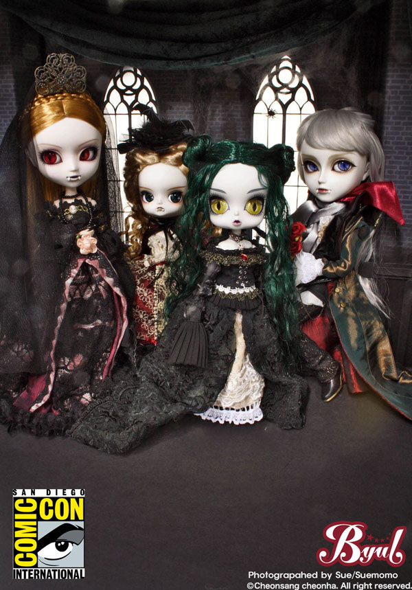 Vampire Pullip Dolls