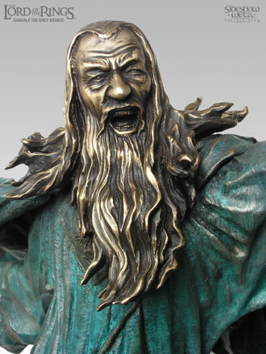 gandalf the grey statue