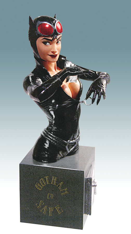 Women of the DC Universe: Catwoman Bust