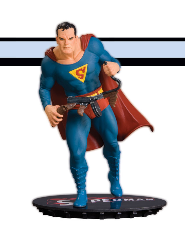 DC CHRONICLES: SUPERMAN STATUE