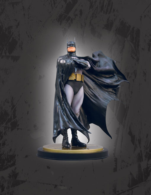 BATMAN: THE DARK CRUSADER MINI STATUE