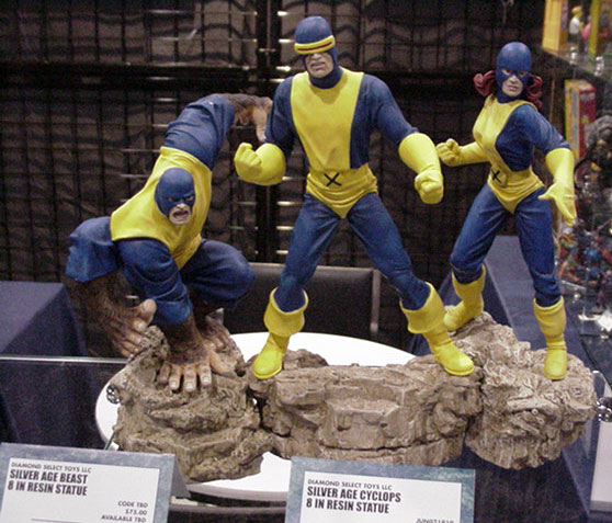 diamond comics booth at the 2002 Wizard World Chicago